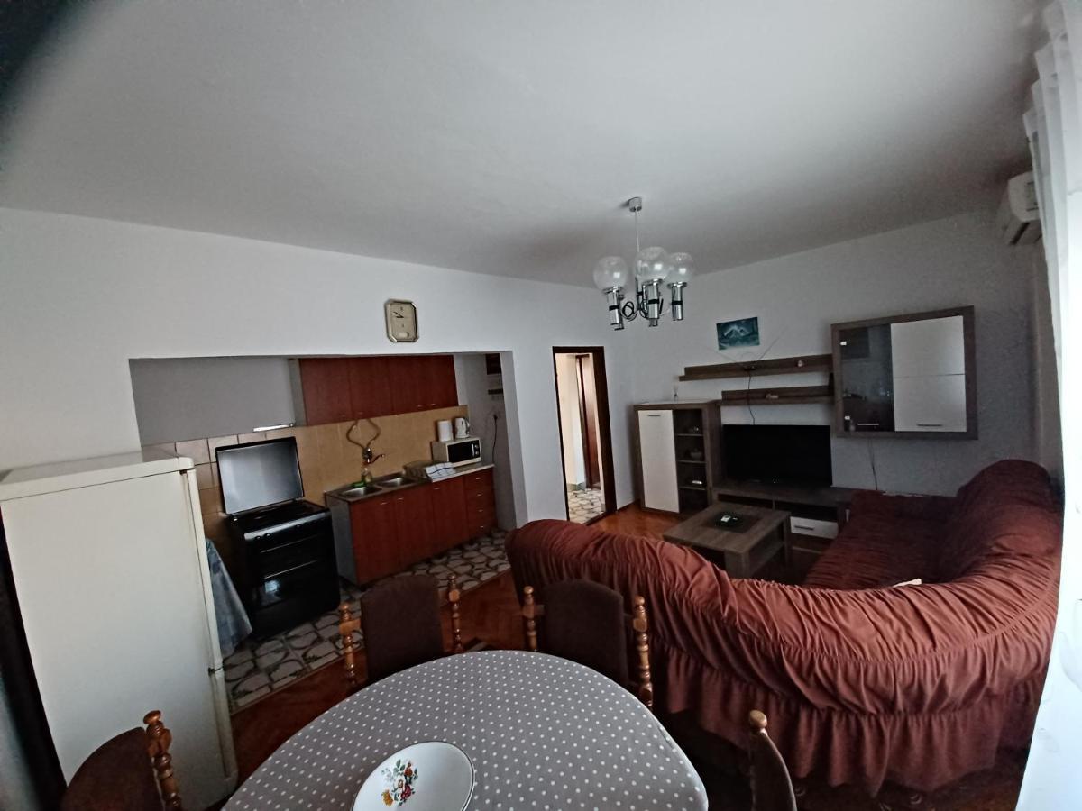 Apartment Boris Senj  Esterno foto