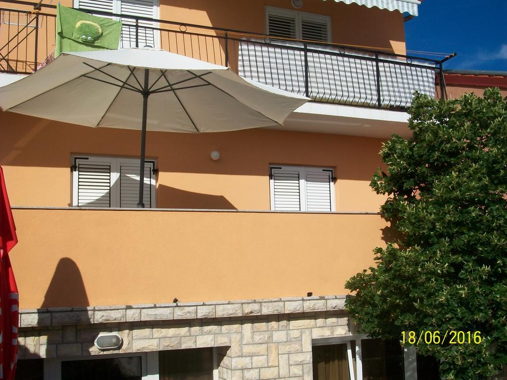 Apartment Boris Senj  Esterno foto